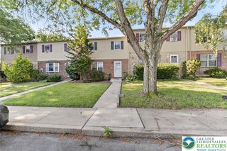 318 Tupelo Court, Upper Macungie Twp, PA 18104