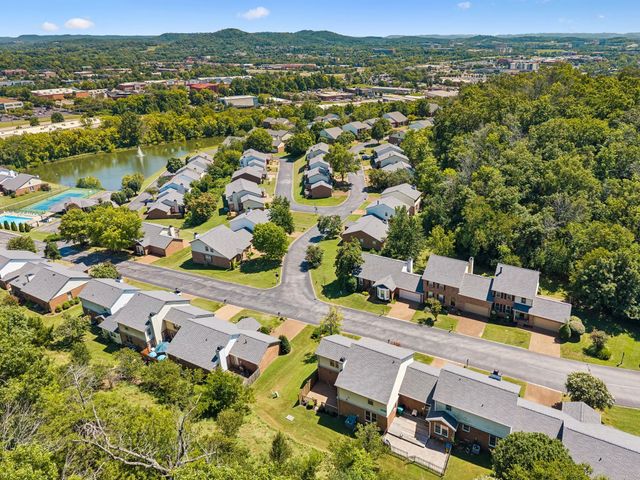 1533 Mooreland Blvd, Brentwood, TN 37027