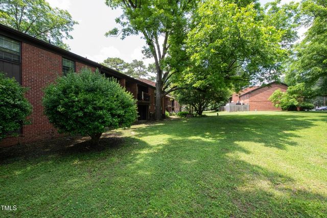 5804 Falls Of Neuse Road E, Raleigh, NC 27609