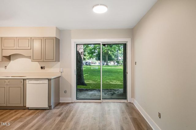 5804 Falls Of Neuse Road E, Raleigh, NC 27609