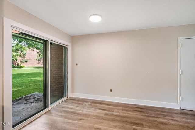 5804 Falls Of Neuse Road E, Raleigh, NC 27609