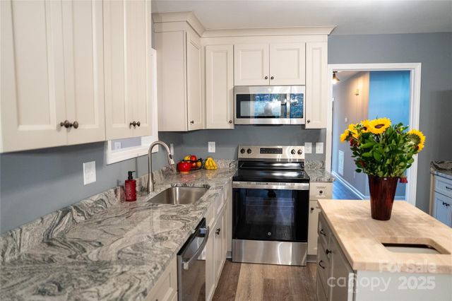 44585 Baldwin Road, New London, NC 28127