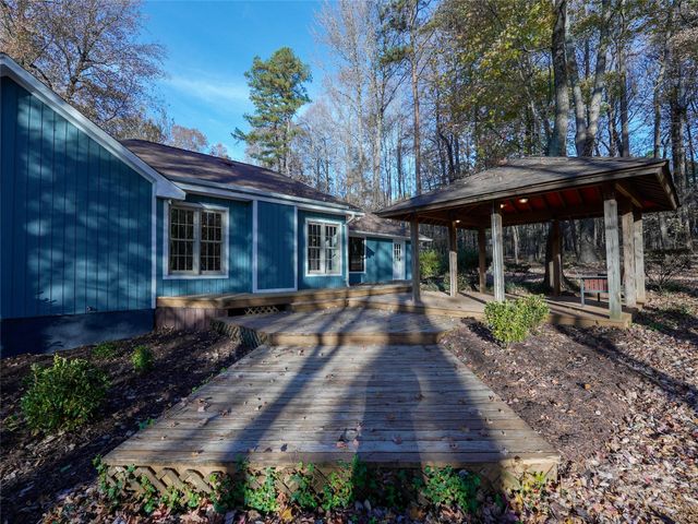 44585 Baldwin Road, New London, NC 28127