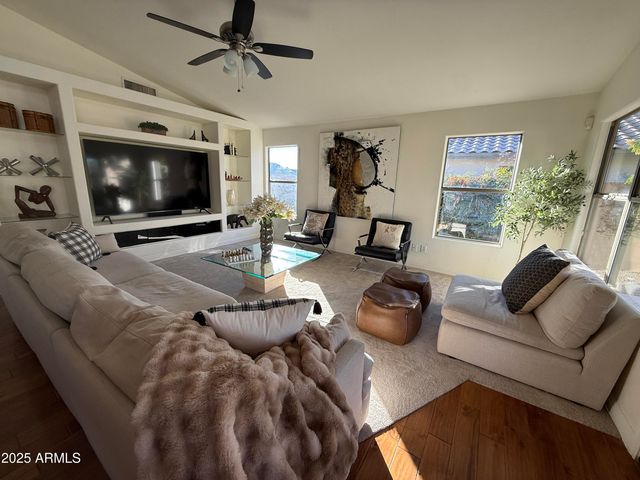 2150 E ELGIN Street, Chandler, AZ 85225