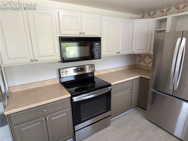 2119 Lark Drive, Colorado Springs, CO 80909