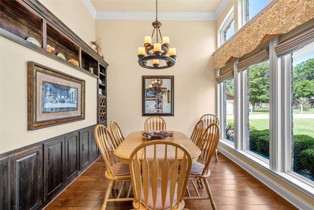 241 W Chapman Road, Hewitt, TX 76643