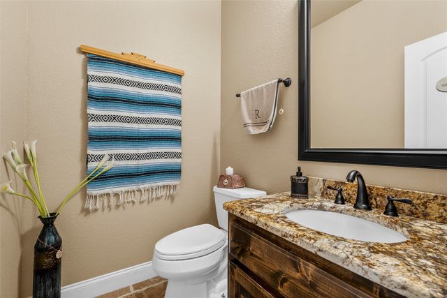 241 W Chapman Road, Hewitt, TX 76643
