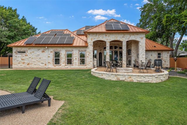 241 W Chapman Road, Hewitt, TX 76643