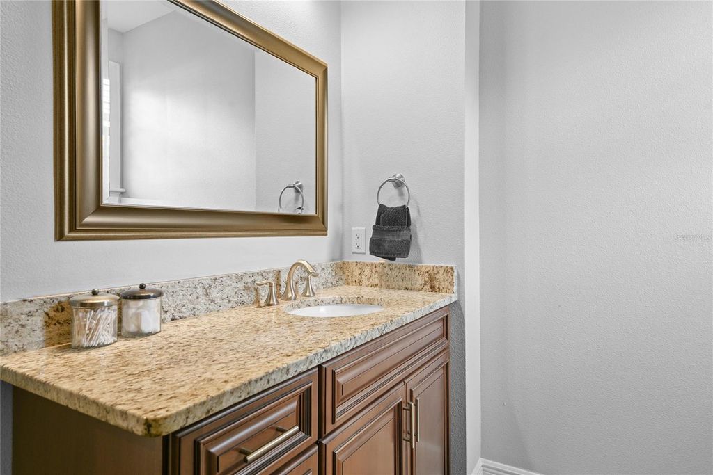 Image 32 of property listing at 1840 BRYAN AVENUE, Winter Park, FL 32789