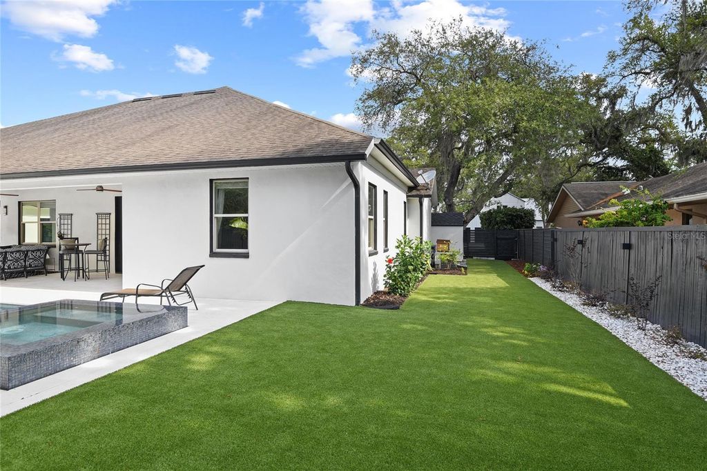 Image 44 of property listing at 1840 BRYAN AVENUE, Winter Park, FL 32789