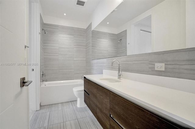 301 Altara Ave LPH903, Coral Gables, FL 33146