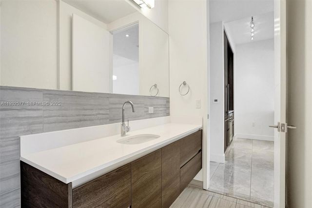 301 Altara Ave LPH903, Coral Gables, FL 33146