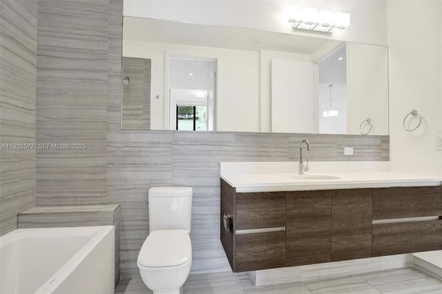 301 Altara Ave LPH903, Coral Gables, FL 33146