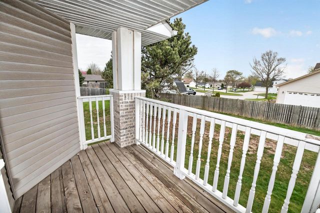 6996 Rolling Meadows COURT, Oak Creek, WI 53154