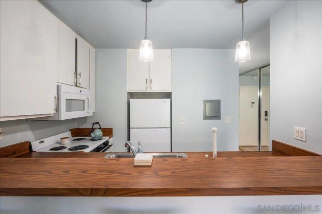 4600 Lamont 224, San Diego, CA 92109