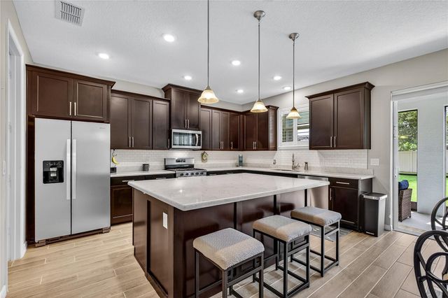 4869 ECHO COURT, Oviedo, FL 32765