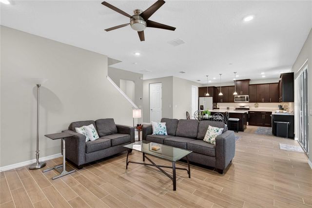 4869 ECHO COURT, Oviedo, FL 32765