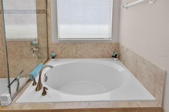 4869 ECHO COURT, Oviedo, FL 32765
