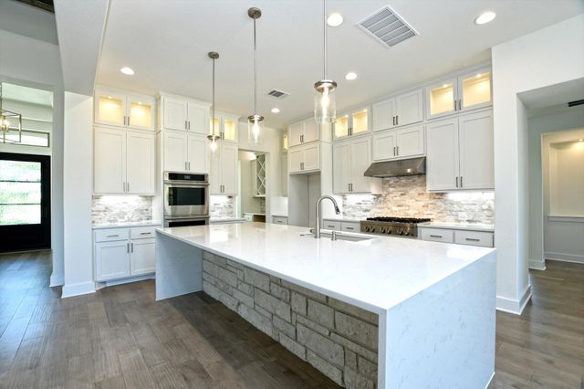 619 Wonderstruck, Liberty Hill, TX 78642