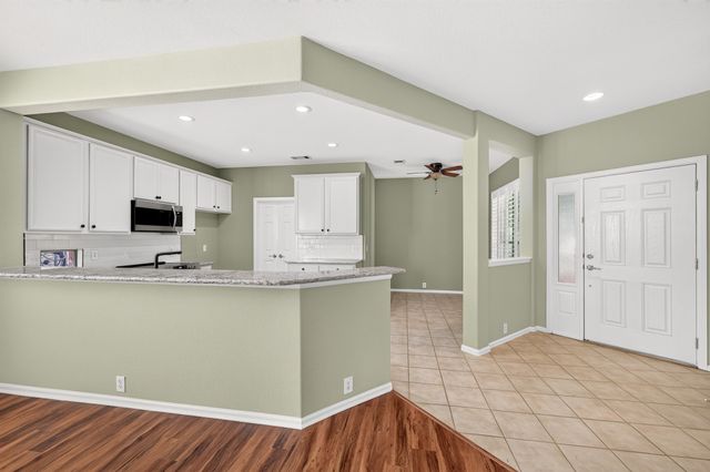 3805 Pineoak Lane, Denton, TX 76210