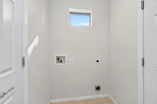 3805 Pineoak Lane, Denton, TX 76210