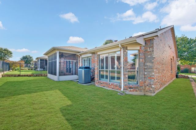 3805 Pineoak Lane, Denton, TX 76210