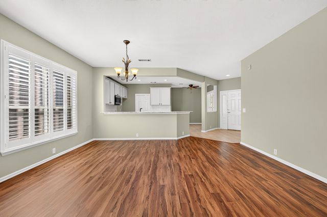 3805 Pineoak Lane, Denton, TX 76210