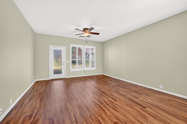 3805 Pineoak Lane, Denton, TX 76210