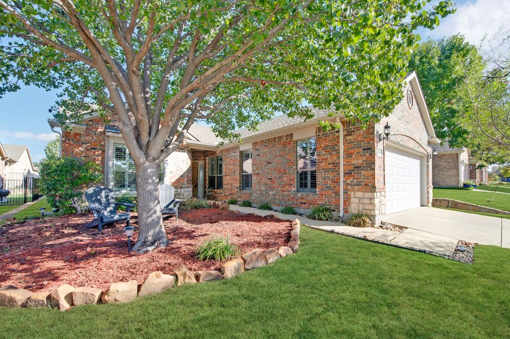 3805 Pineoak Lane, Denton, TX 76210 — photo 3
