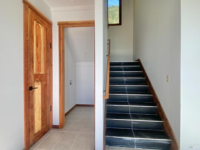 41301 Seascape Dr, Westport, CA 95488