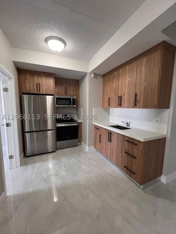 1625 NW 35th St B5, Miami, FL 33142