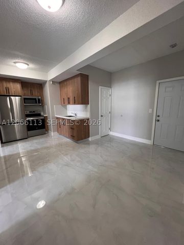 1625 NW 35th St B5, Miami, FL 33142