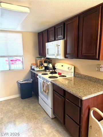 5081 River Glen Drive 113, Las Vegas, NV 89103