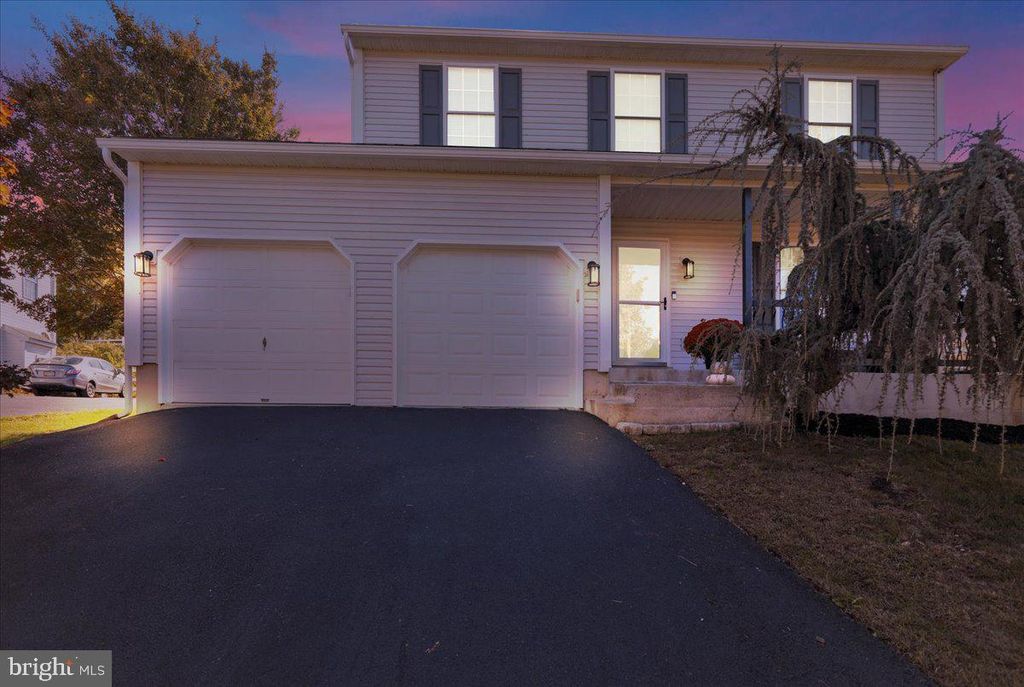 4536 DEL MAR DR, Reading, PA 19606