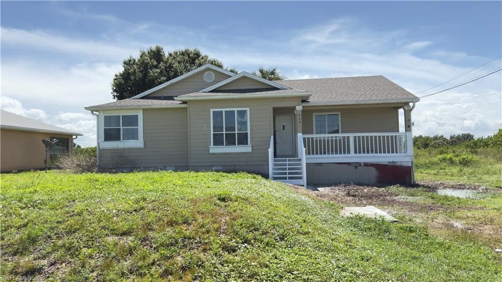 824 Frederick Reid ST E, Lehigh Acres, FL 33974