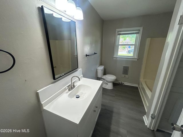 801 Crawford Street S, Wilson, NC 27893