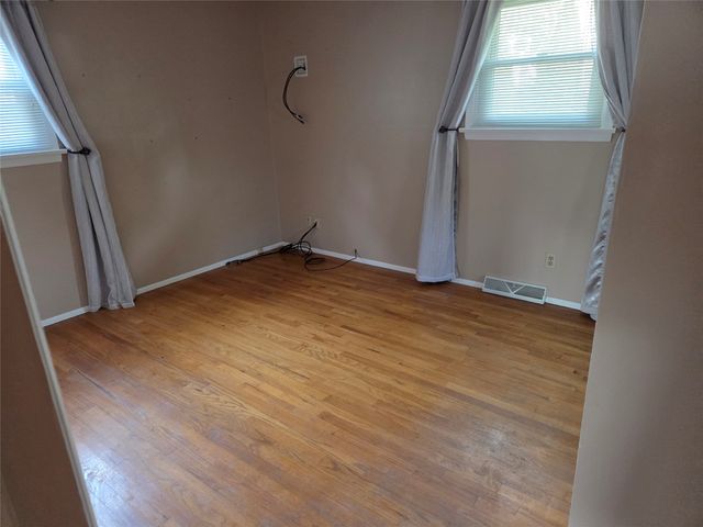 2553 E 44 Street, Erie, PA 16510