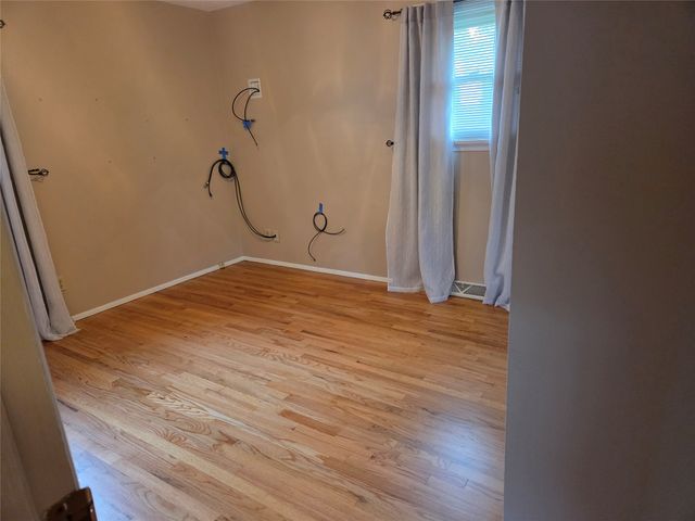 2553 E 44 Street, Erie, PA 16510