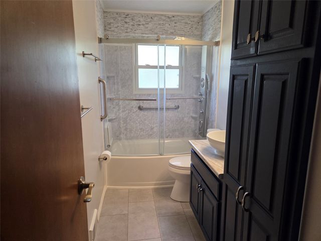 2553 E 44 Street, Erie, PA 16510