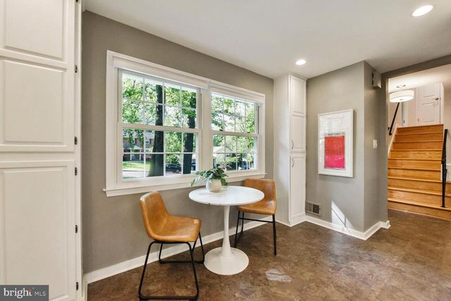 2241 SENSENEY LN, Falls Church, VA 22043