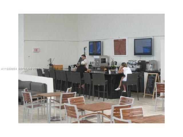 1830 S Ocean Dr 4010, Hallandale Beach, FL 33009