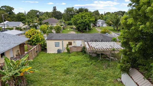 519 N 60th Way, Hollywood, FL 33024