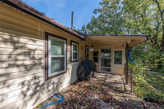 20255 N Highway 71, Mountainburg, AR 72946