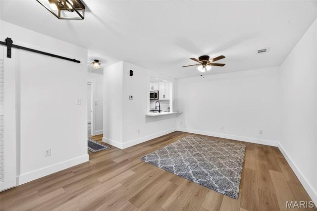 1611 Claydell Drive 18, St Peters, MO 63376