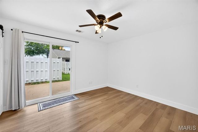 1611 Claydell Drive 18, St Peters, MO 63376