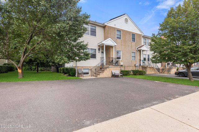 12 Taft Avenue, Lakewood, NJ 08701
