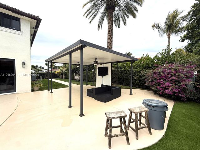 16137 SW 154th Ct, Miami, FL 33187