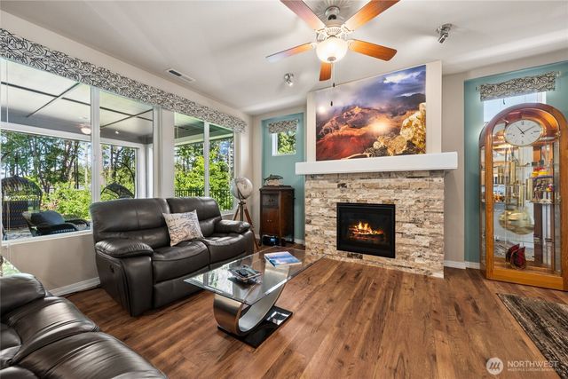 5119 Herron Street NE, Lacey, WA 98516