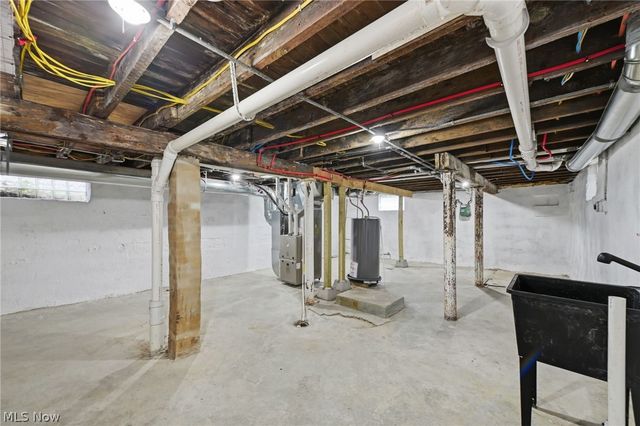6003 Ellen Avenue, Cleveland, OH 44102