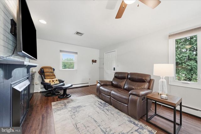 6442 AMHERST AVE, Columbia, MD 21046